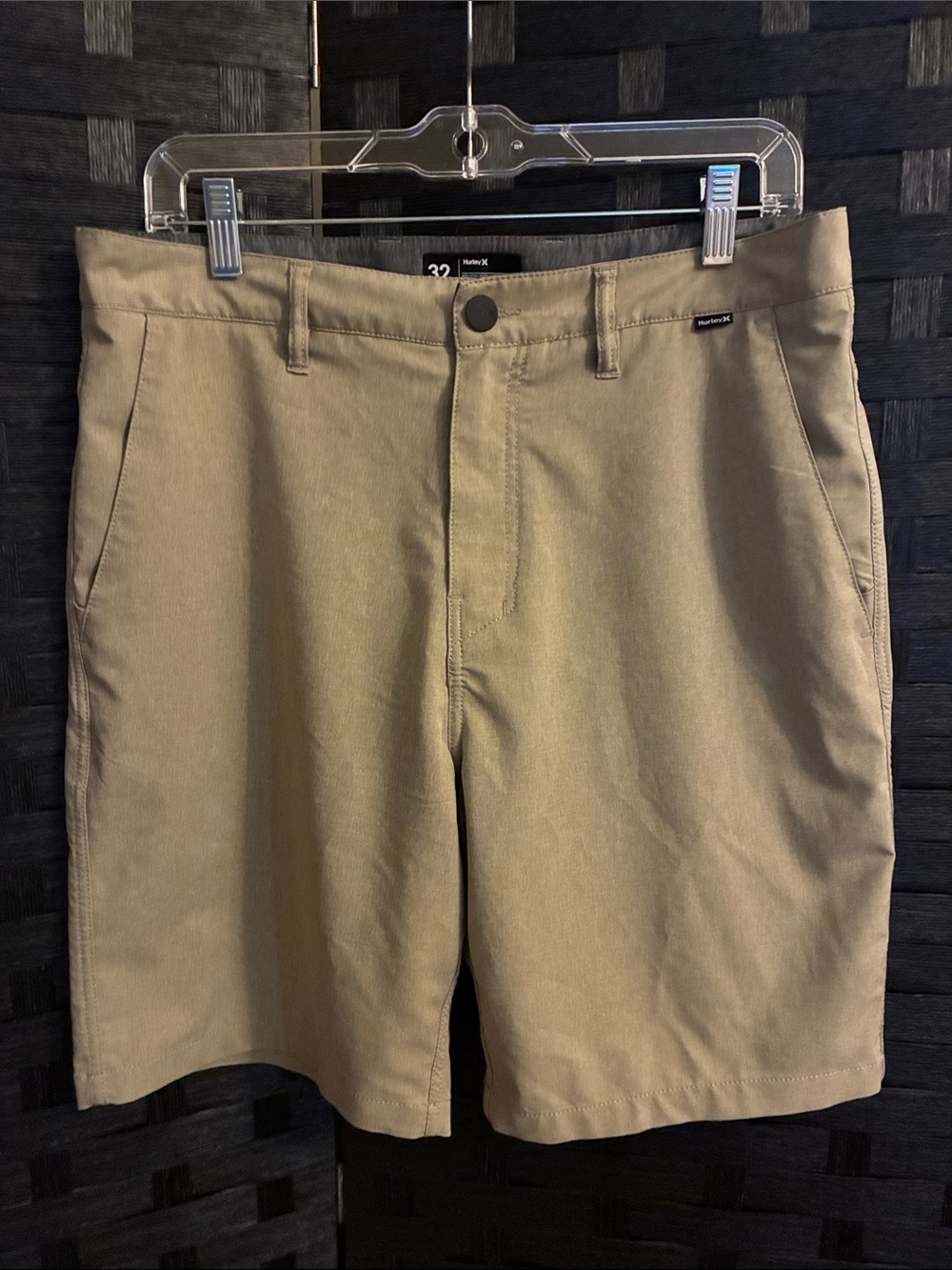 Hurley Men's Tan Flat Front Stretch Shorts